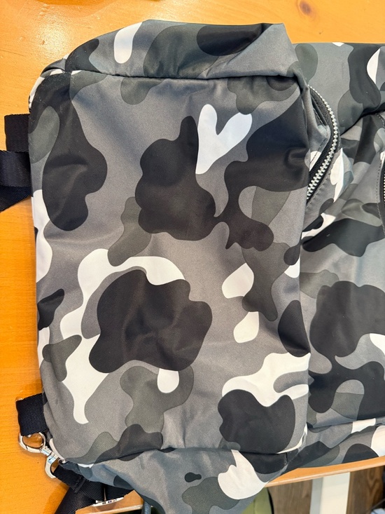 shortyLOVE Boxer Backpack Gray Camo main image 7